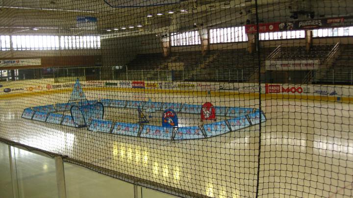 Chamonix's indoor ice-skating rink © montblancfamilyfun.com